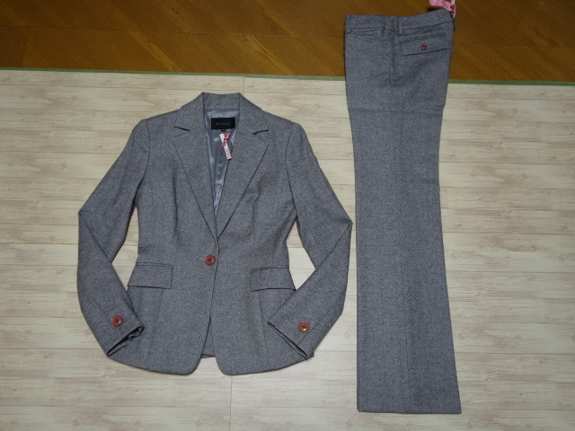 LE SOUKルスーク グレイ系 サイズ36 パンツスーツ 一つボタン美品 