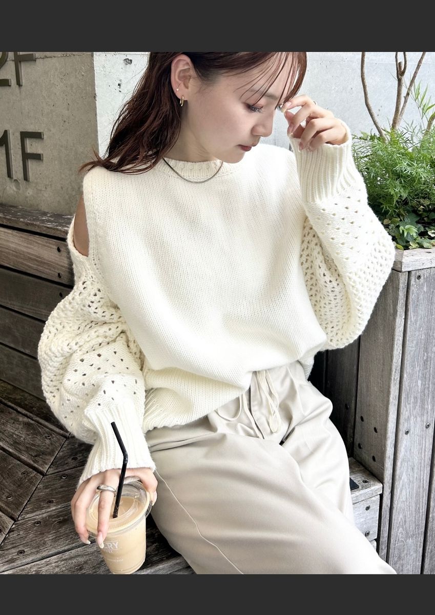 【mystic】ショルダースリットニット