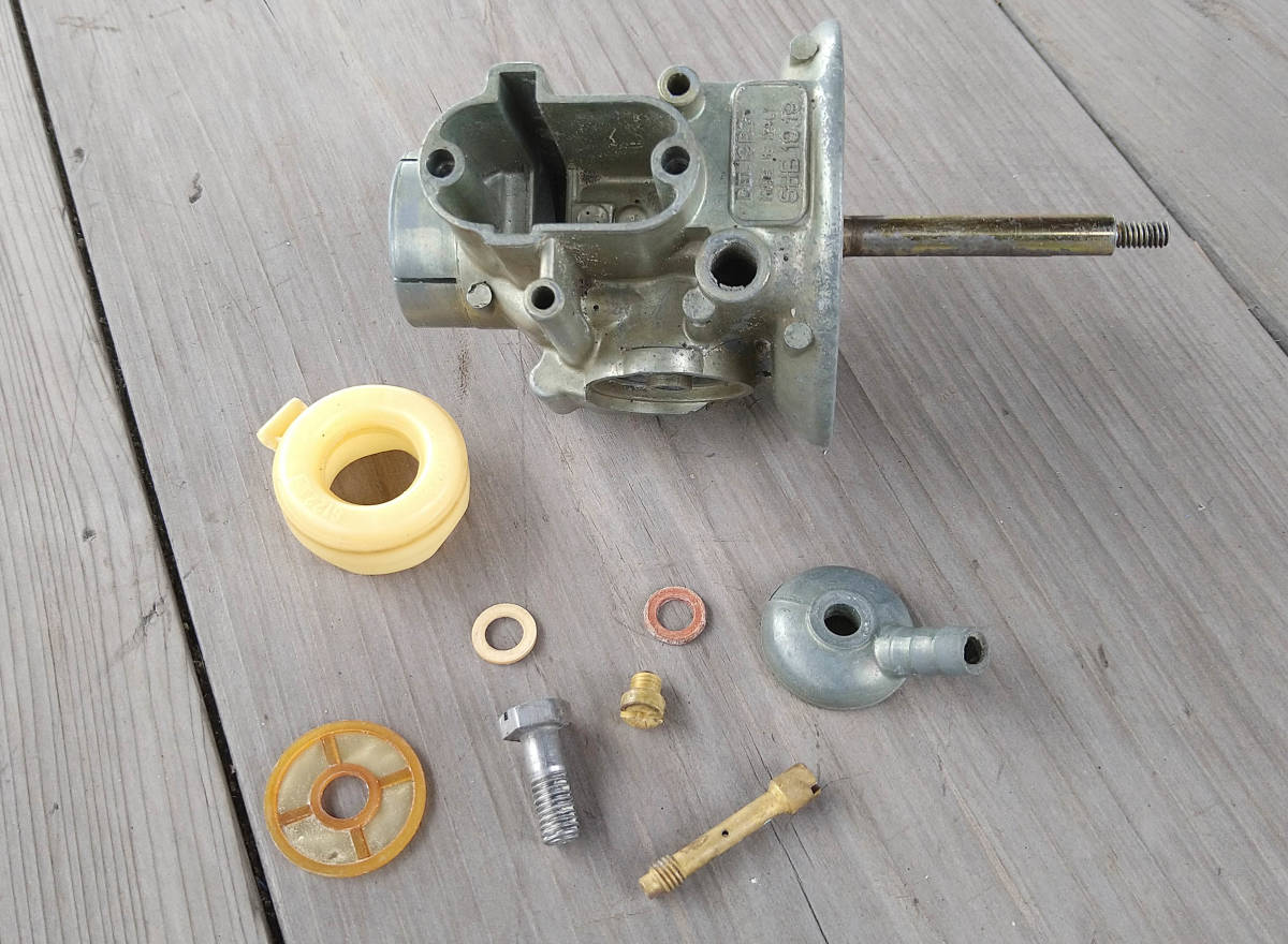  rare! 1969 year made Vespa Prima bela for (100.50S.)terorutoSHB19/19 original carburetor restore OH for part removing for complete Junk. 