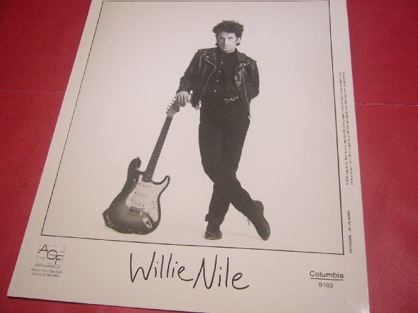 [ rare ] official promo photo large size photograph Willie *na il WILLIE NILE COLUMBIA RECORDS OFFICIAL PROMO PHOTO