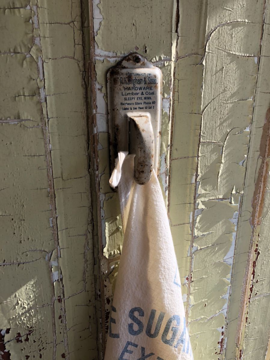 【ヴィンテージ】Towel holder タオルホルダー メモホルダー 店舗什器 vintage antique アンティーク ブロカント アドバタイジング us 古着