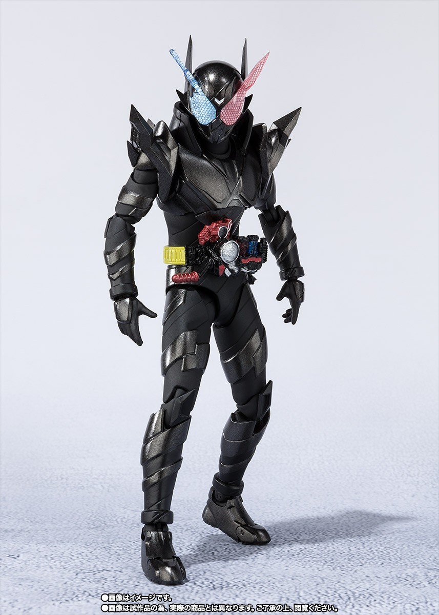 S.H.Figuarts 仮面ライダービルド ラビットタンクハザードフォーム www