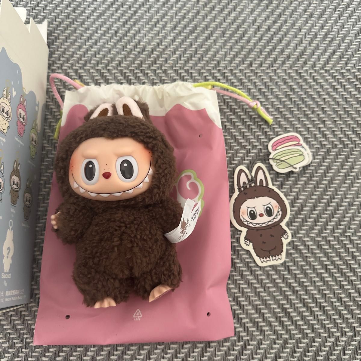 POP MART Kasing ぬいぐるみ THE MONSTERS Kasing Lung × POP MART ぬいぐるみ｜Yahoo!フリマ（旧