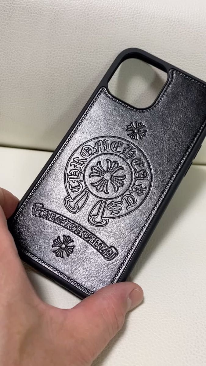 iPhone11PROMAX★最新素材TPUスマホケース人気のホースシュー&クロス【ブラック】動画出品中です♪