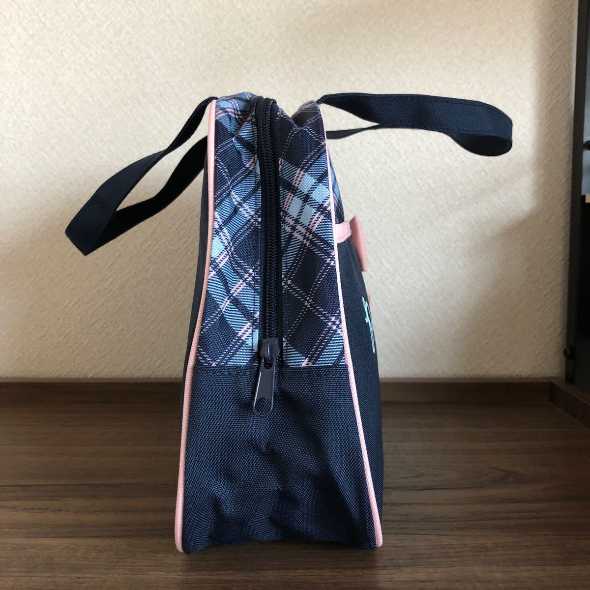 Paypayフリマ ポンポネット チェック リボンバッグ Paypayフリマ ポンポネット チェック リボンバッグ