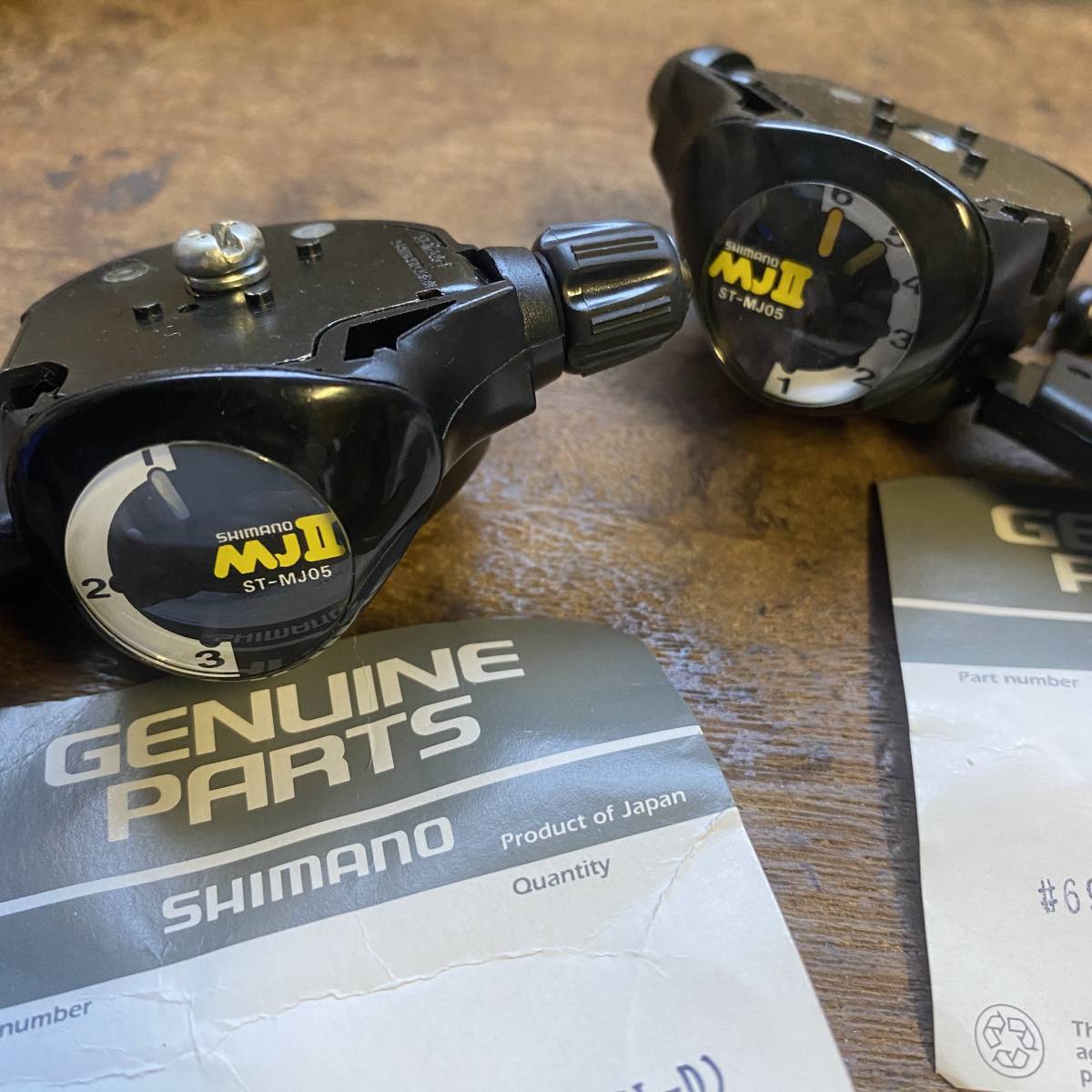 SHIMANO / ST-MJ05 取付ボルト・アジャスター等欠品あり。 NEW OLD STOCK　部品取りにもどうぞ。_画像4