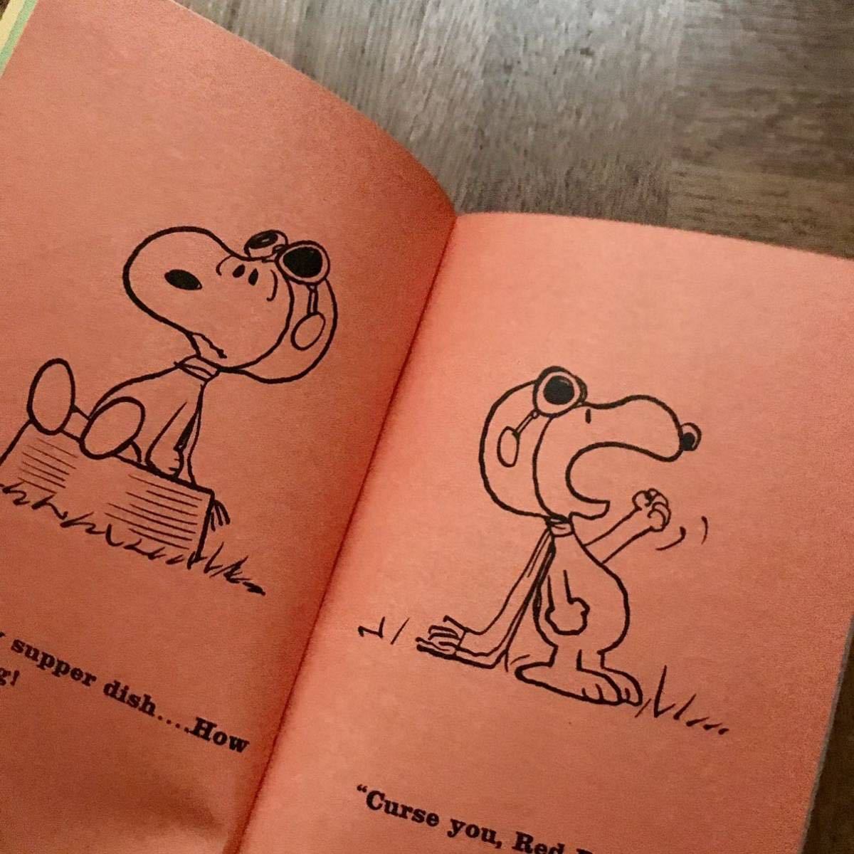  Snoopy * SNOOPY * красный ba long *Red Baron *книга@* иностранная книга * редкий * редкость * трудно найти * Vintage * книга с картинками * царапина * б/у товар 