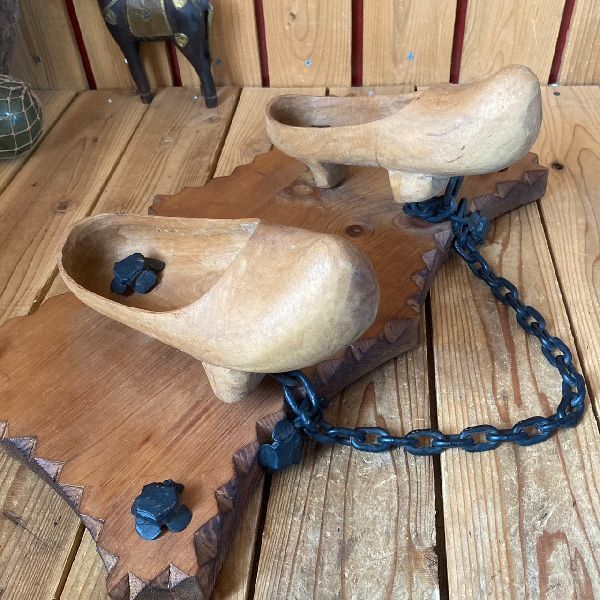 ≫ヴィンテージ 古いウッド サインボード 木製 看板 クロンプ木の靴シューズ ストア店舗什器ショップ ビンテージ アンティーク ブロカント