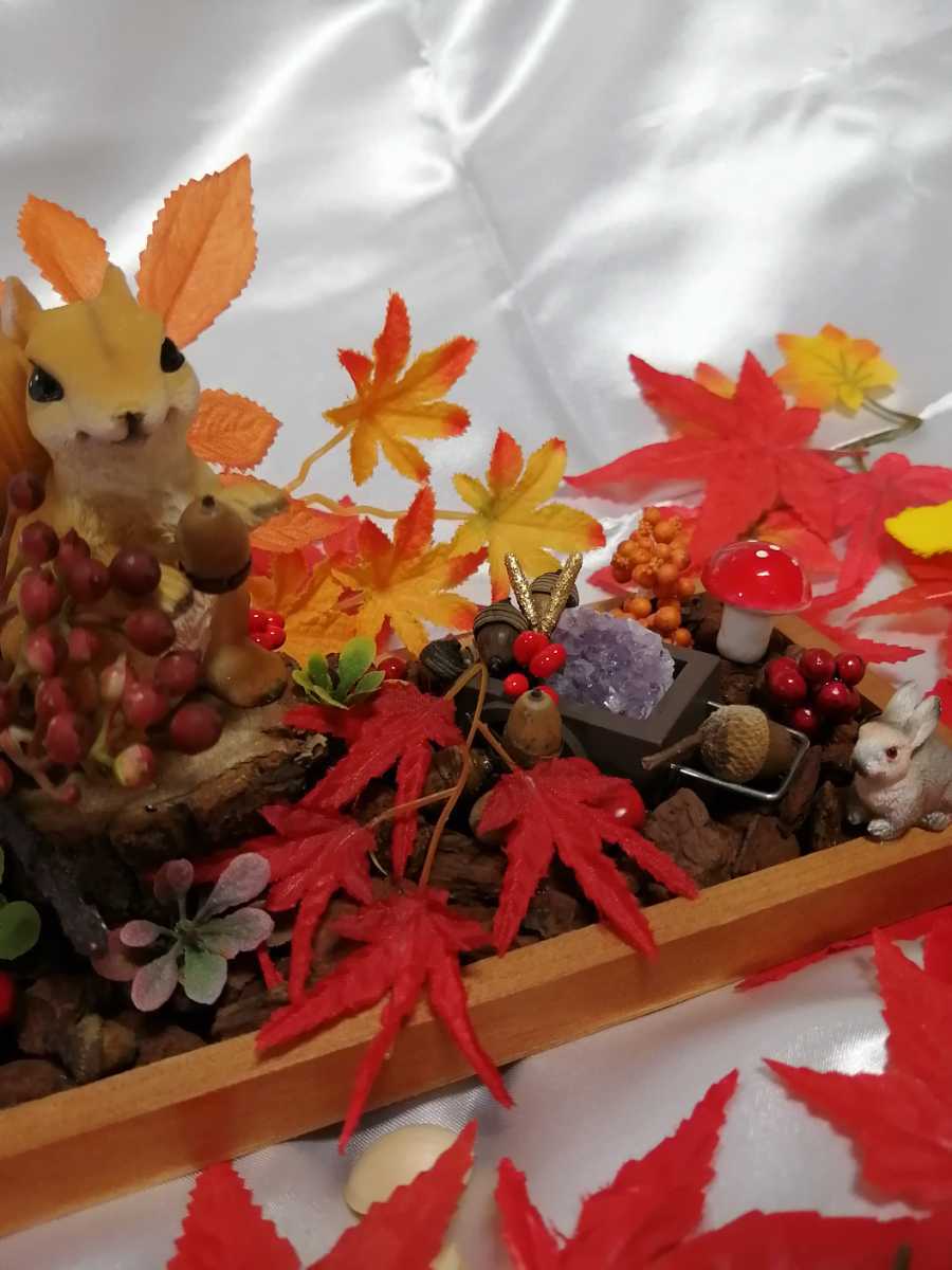 [ handmade ] hand made 1325 autumn squirrel objet d'art ~ autumn forest . welcome ③~ entranceway,. part shop. decoration .* in present . certainly!!