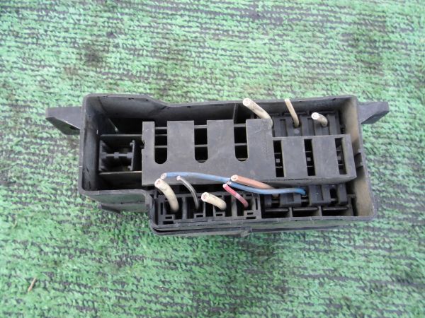 091102/ya/S/H6/ Serena / original /KBNC23/KBC23/KVC23/KVNC23/MT/ engine side relay / fuse box 