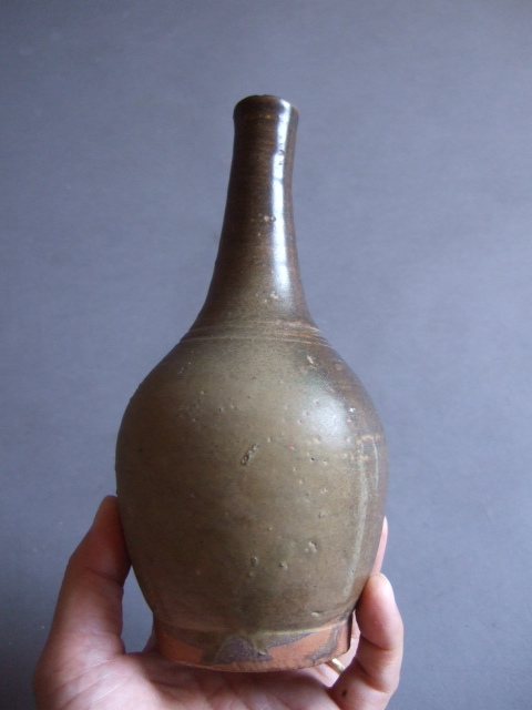 超逸品17世紀琉球古壺屋焼中型瓶子酒器徳利見立ての花生け 超逸品17世紀琉球古壺屋焼中型瓶子酒器徳利見立ての花生け