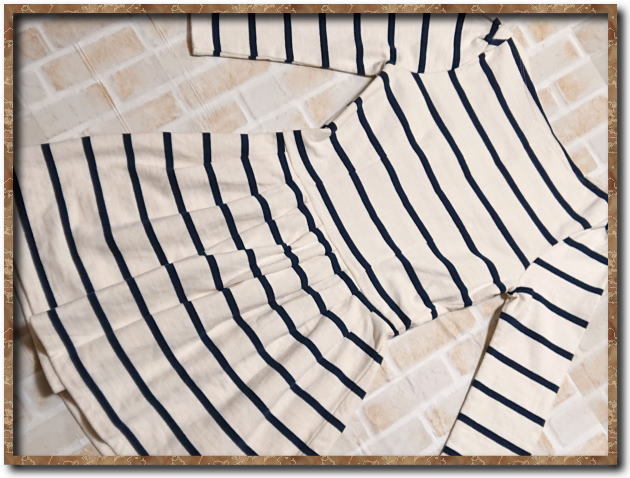 *SNIDEL Snidel border tunic One-piece eggshell white × navy blue *