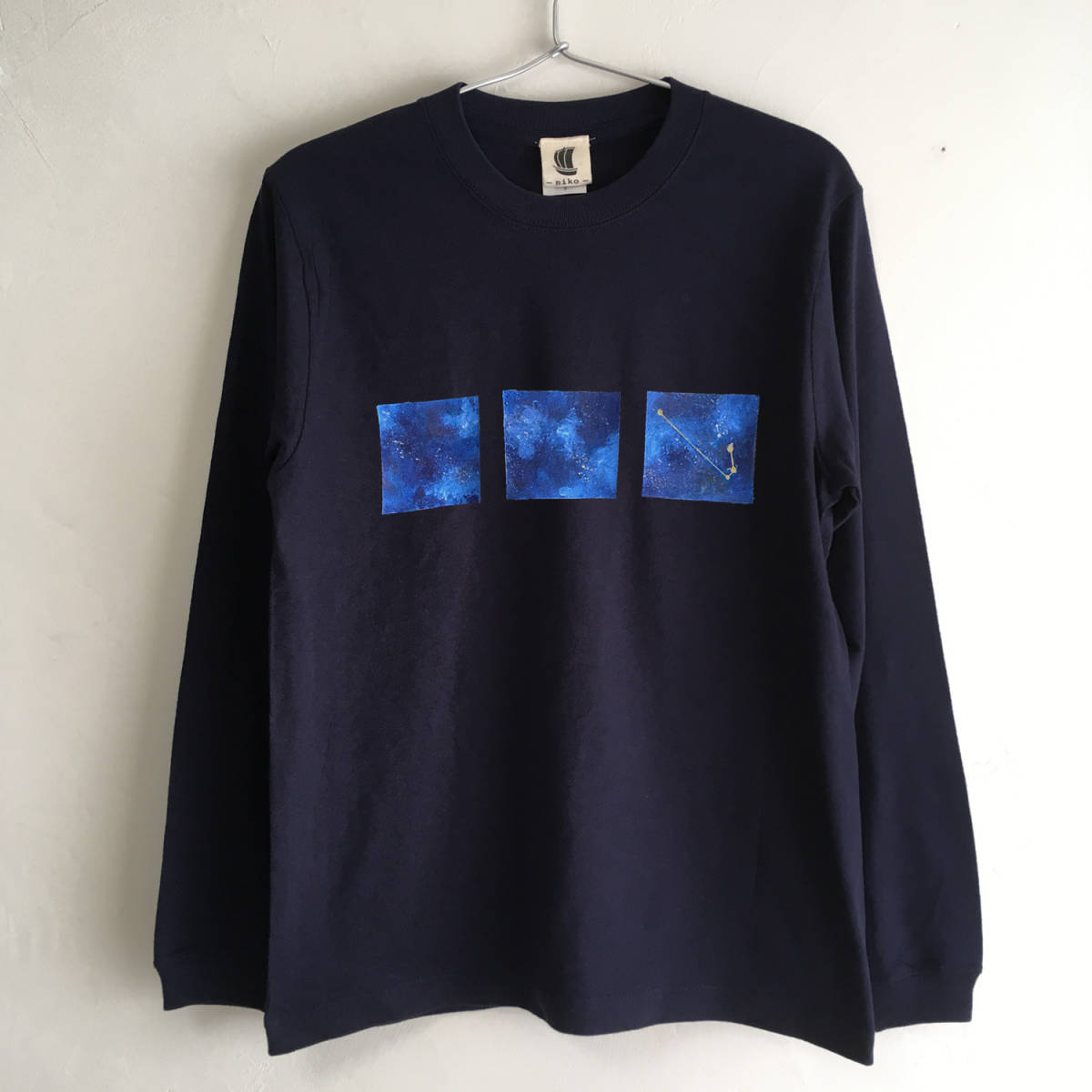 12 star seat is possible to choose hand .. cosmos pattern long sleeve T shirt navy L size Milky Way Galaxy sleeve rib attaching long T