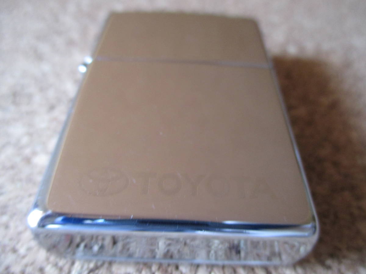 ZIPPO 『TOYOTA トヨタ ポリッシュフィニッシュ』2001年8月製造 世紀末 ランドクルーザー オイルライター ジッポー 廃版激レア 未使用品_画像4