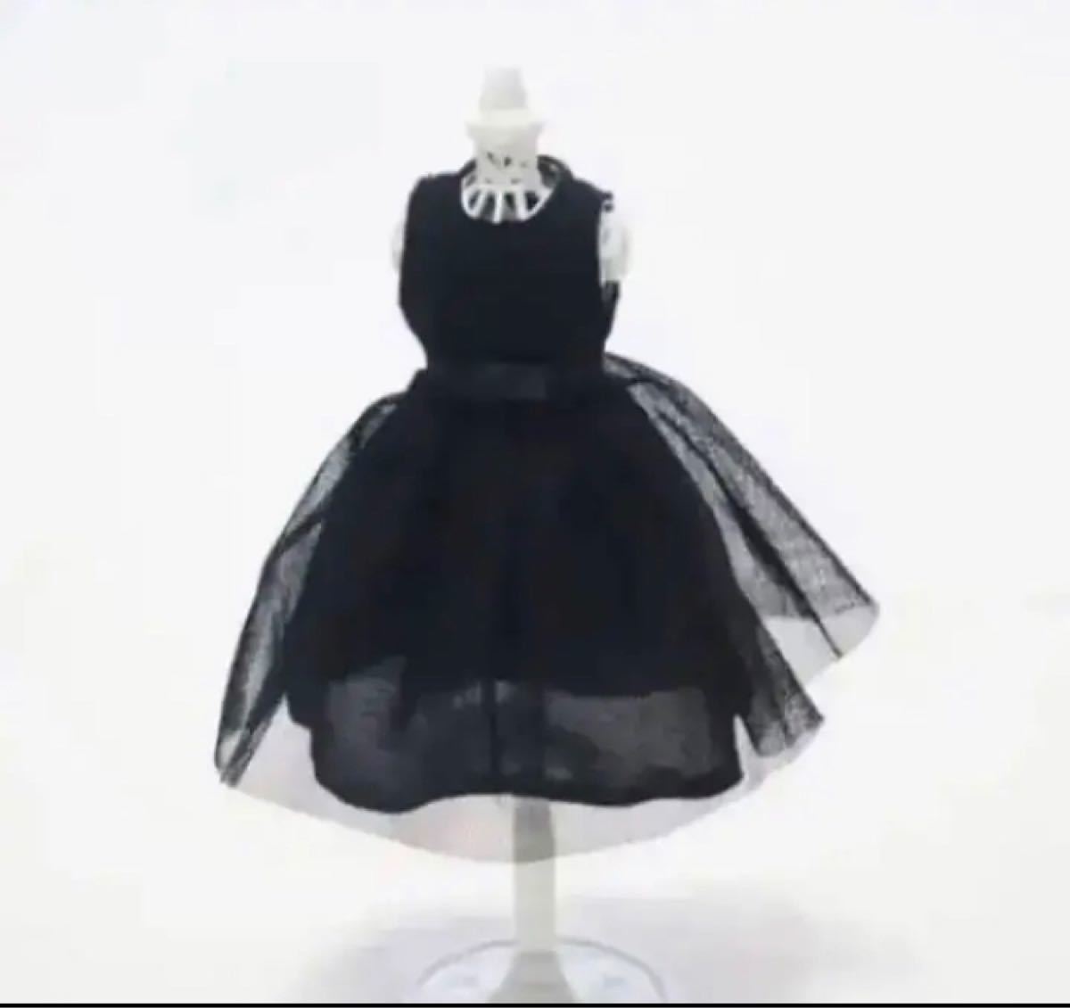 Paypayフリマ ドールハウス 人形服 洋服 ドレス 展示 3個セット Paypayフリマ ドールハウス 人形服 洋服 ドレス 展示 3個セット