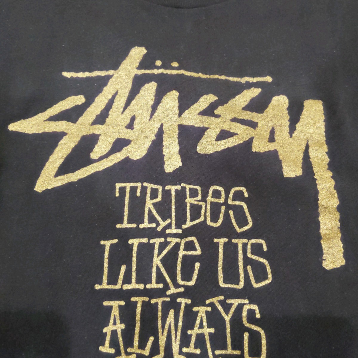 Paypayフリマ Stussy ステューシー Tシャツ ゴールドロゴ Paypayフリマ Stussy ステューシー Tシャツ ゴールドロゴ