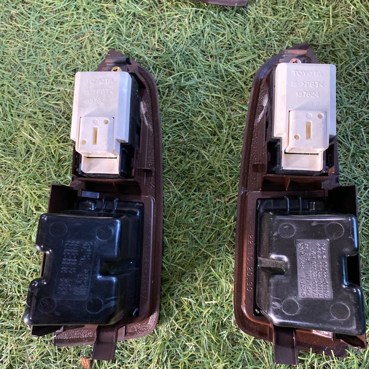トヨタ TOYOTA JZX90 マークⅡ 純正 PW パワーウィンドウスイッチ 後部座席(R右左) 助手席(L) 灰皿  セットの画像6