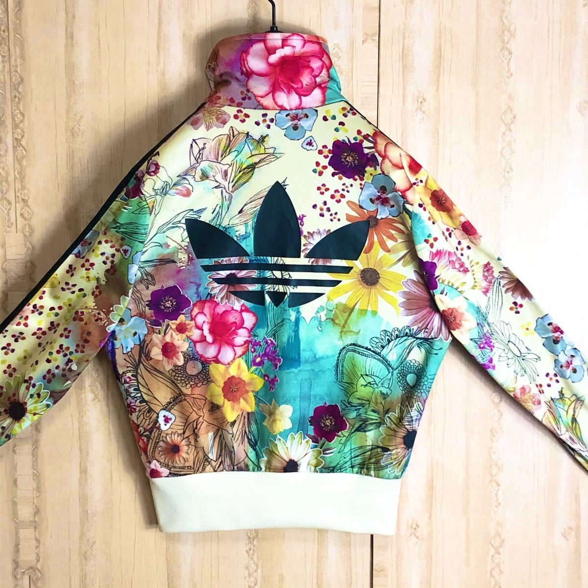 adidas アディダス ジャージ ブルゾン フローラル 花柄 ファームコラボ