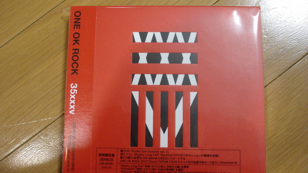  новый товар нераспечатанный!!! ONE OK ROCK[ 35XXXV ] первый раз ограничение запись CD+DVD