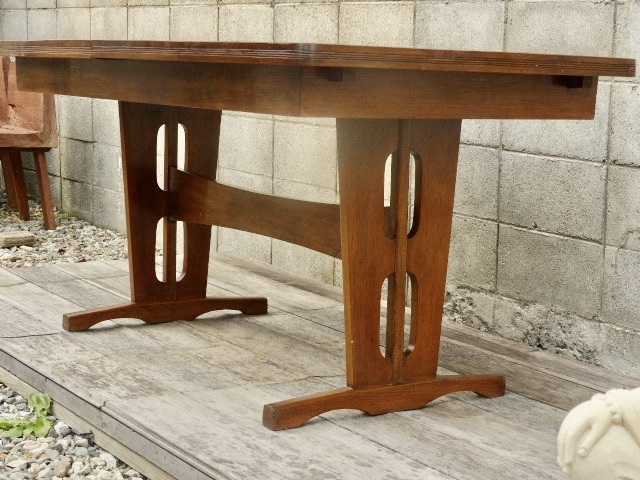 脚のお洒落なエクステンションテーブルです。（幅160cm～200cm）アンティーク　チークテーブル　拡張テーブル　1120a
