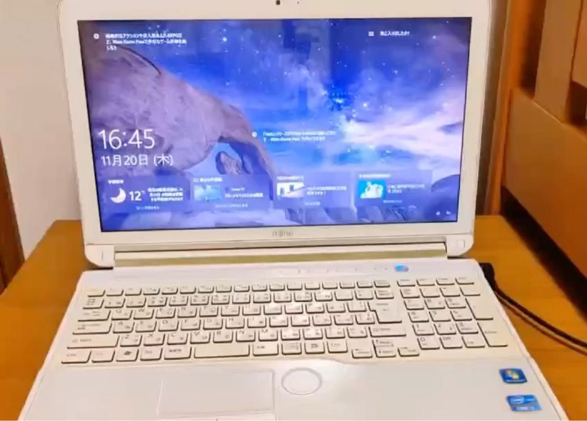 富士通 LIFEBOOK AH77/G Core i7 Windows10 Home