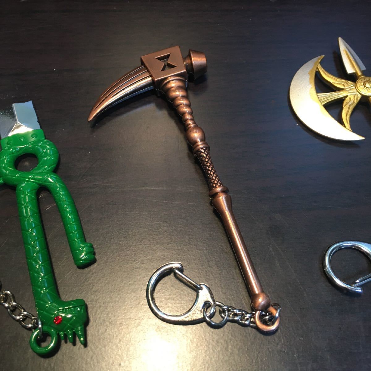Paypayフリマ 七つの大罪 武器 キーホルダー 3点セット Paypayフリマ 七つの大罪 武器 キーホルダー 3点セット