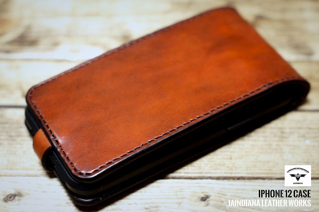  hand made / saddle leather iPhone 12 case bin vintage dyeing bar gun ti-B