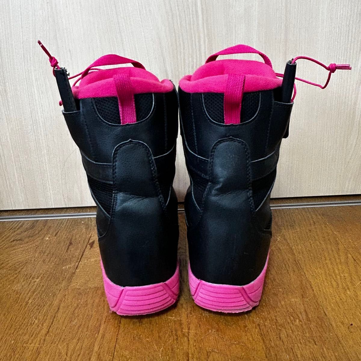 IGNIO レディース スノーボードブーツ IGNIO イグニオ スノーボードブーツ 女性用 25cm ピンク スノボ｜Yahoo