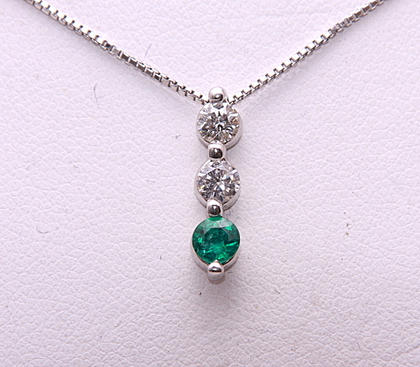 《質屋》Pt850/900★天然エメラルド0.25ct+ダイアペンダントネックレス★C-5024_画像4