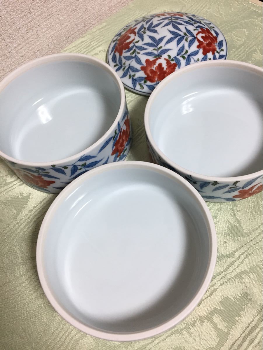 源右衛門窯 染錦花唐草 重箱 三段重|Yahoo!フリマ(旧PayPay 源右衛門窯 染錦花唐草 重箱 三段重|Yahoo!フリマ(旧PayPay
