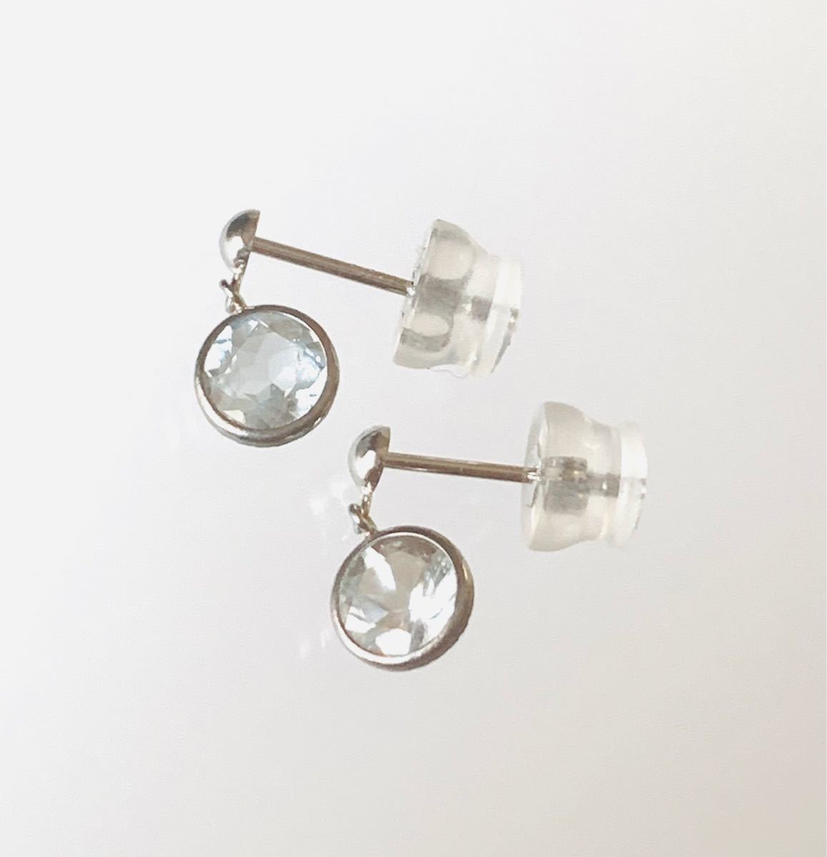Pt900アクアマリンピアス rotondaro.com.uy