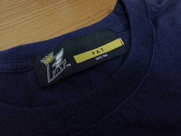 kkyj4826 ■ FAT ■ Tシャツ カットソー トップス 半袖 コットン 紺 ネイビー M～Lサイズくらい_画像9