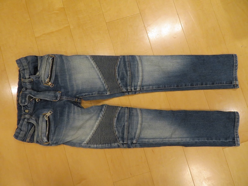 喜ばれる誕生日プレゼント ☆レア!BALMAIN キッズ バイカージーンズ デニム size:10A☆ 130(125~134cm) 喜ばれる誕生日プレゼント ☆レア!BALMAIN キッズ バイカージーンズ デニム size:10A☆ 130(125~134cm)
