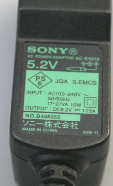 << free shipping >> 0SONY Sony Walkman for AC adaptor AC-E5212 operation ok*