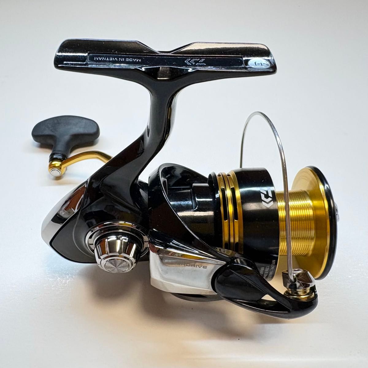 ダイワ 23 レガリス LT3000D-C スピニングリール リールガードオイル