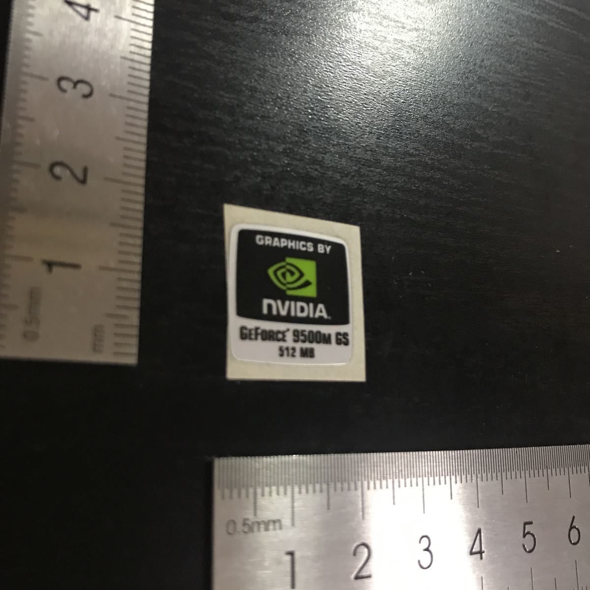 NVIDIA GEFORCE 8500m GS 512MBエンブレムシールロゴグラフィック@2496_画像2