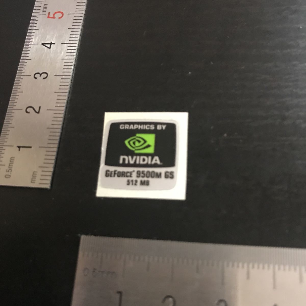 NVIDIA GEFORCE 8500m GS 512MBエンブレムシールロゴグラフィック@2496_画像3