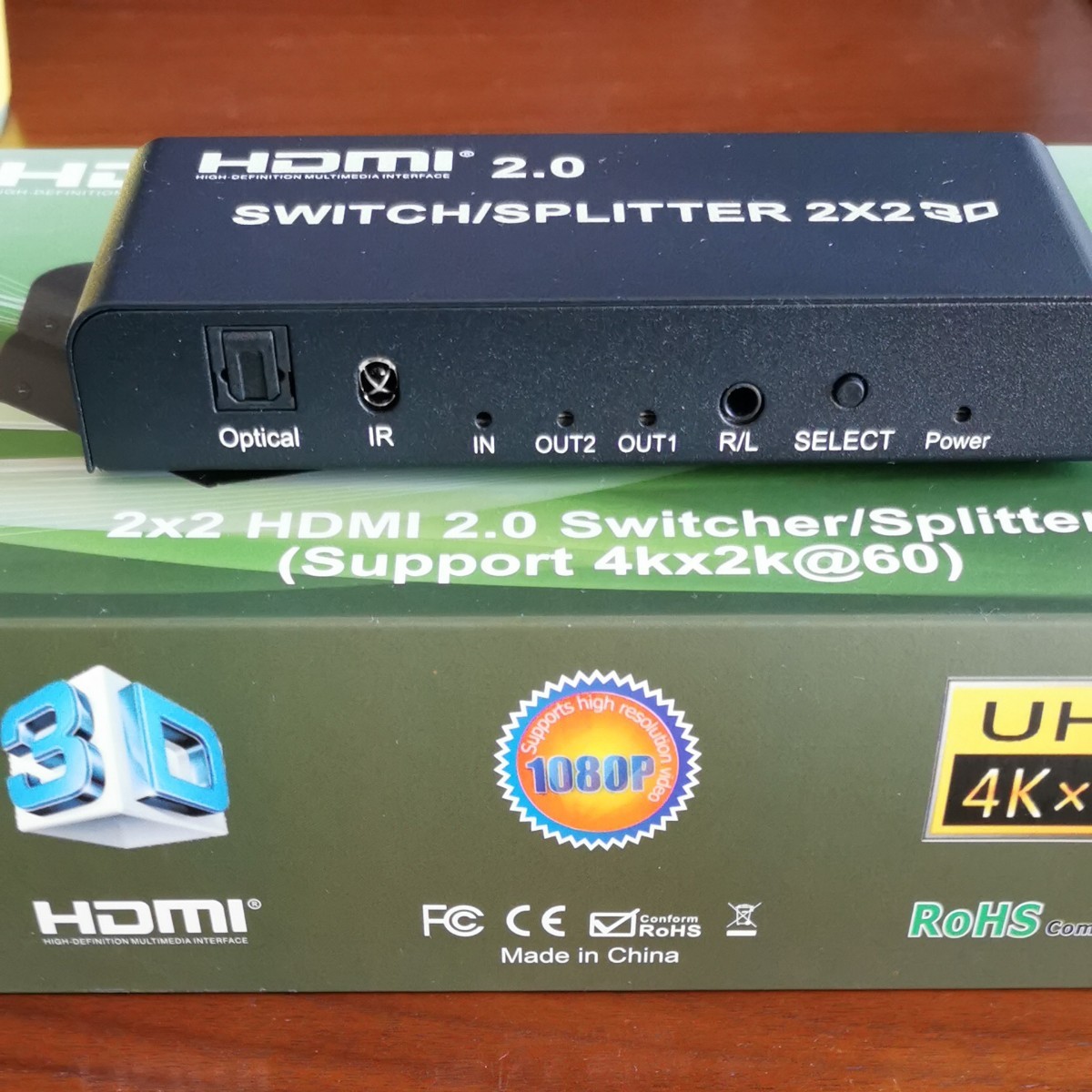 4K60HzHDR対応HDMI分配器セレクター2入力2出力EHD-622Y