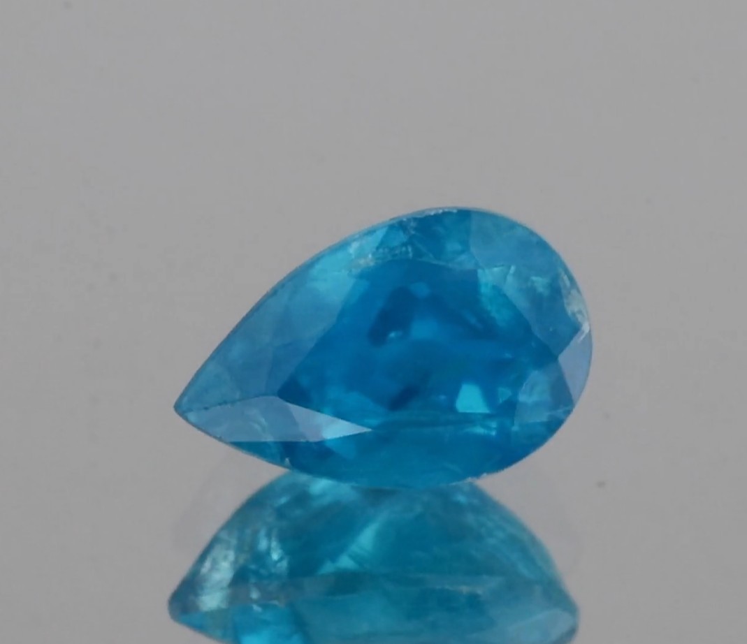 ネオンブルー アパタイト 1.4ct マダガスカル_画像1