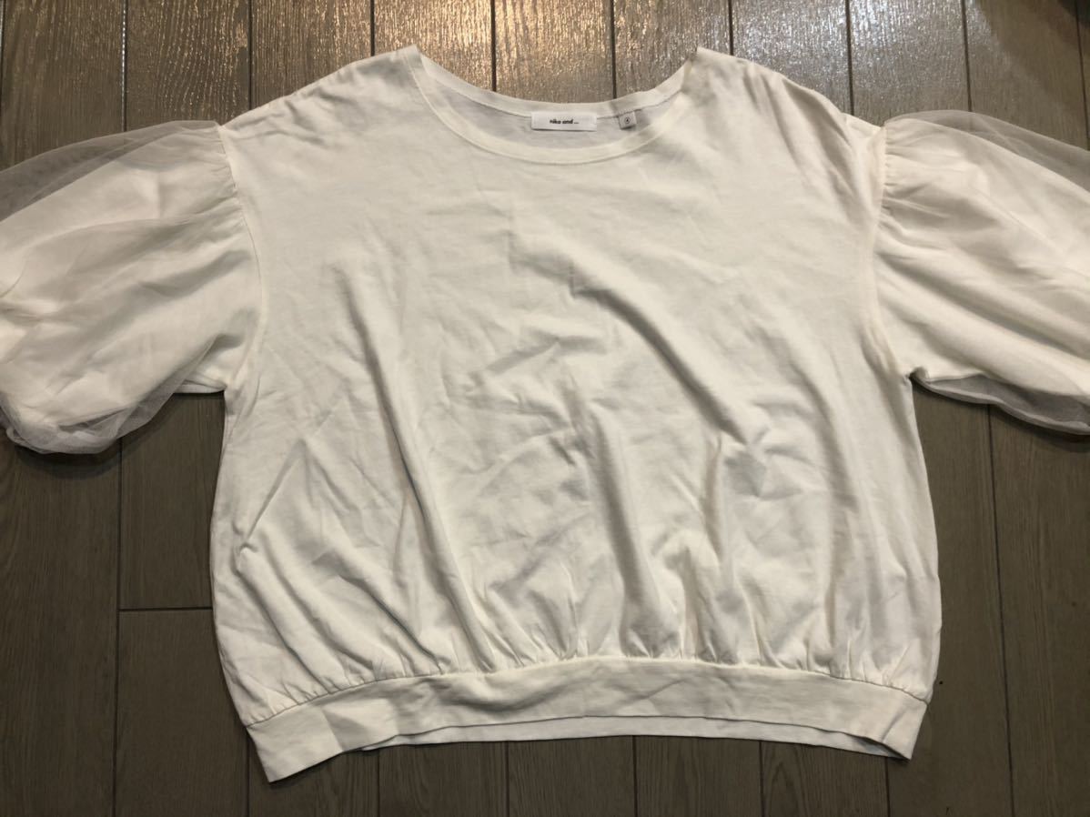 57%OFF 半袖Tシャツ ニコアンド niko and… レディースLサイズ 白 袖 チュール 人気定番の ふんわり トップス 洗濯済み未使用