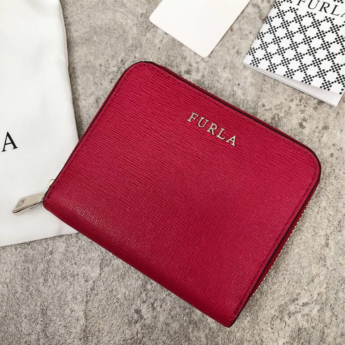 新品未使用 FURLA 二つ折り財布 ピンク コンパクトウォレット フルラ