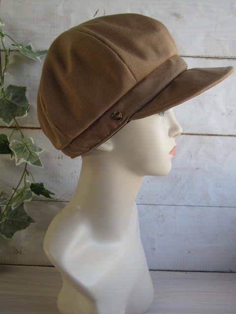 DRESKIP ドレスキップ キャスケット 帽子 キャップ 婦人帽子 女性もの レディース 光沢ある素材 サイズ調整可能 ライトベージュ ハンチング_画像2
