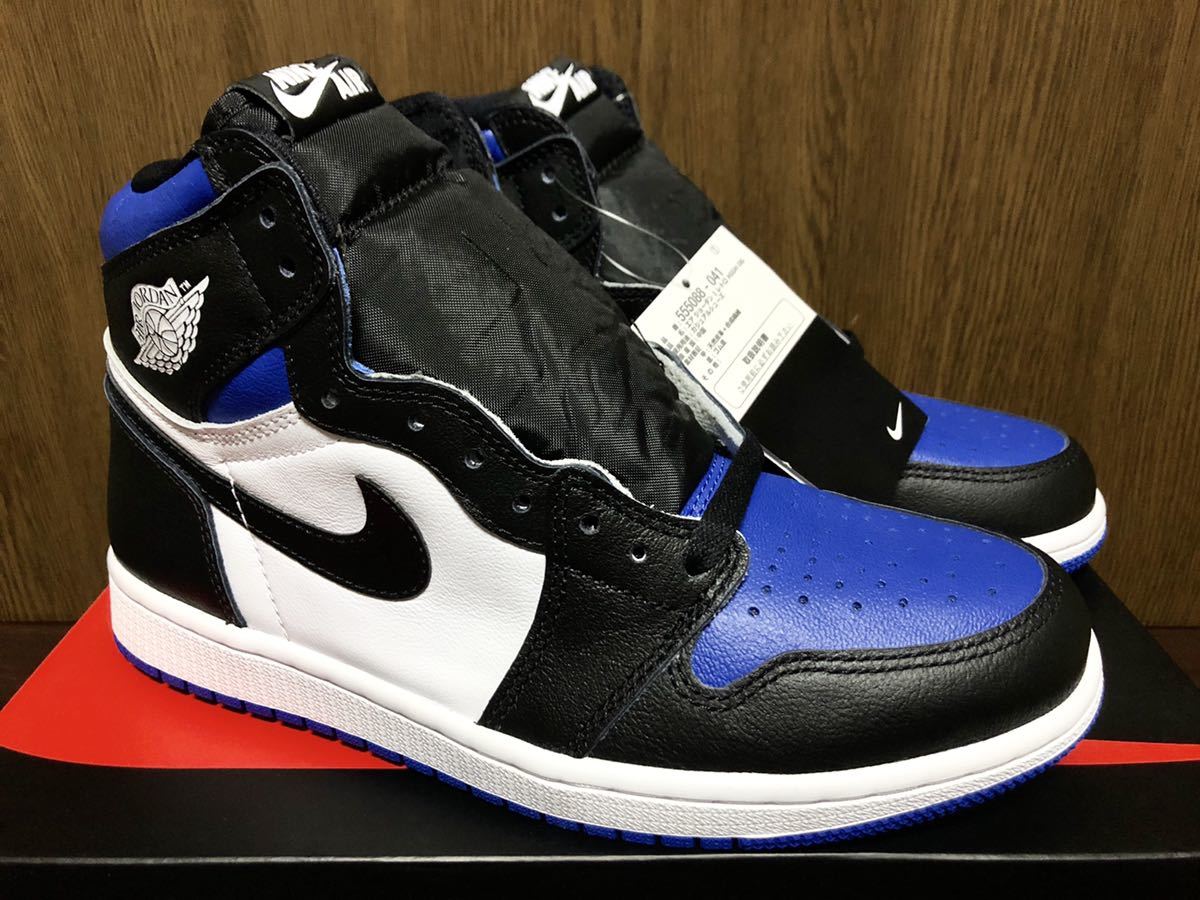 20年製 NIKE AIR JORDAN 1 RETRO HIGH OG ナイキ エアジョーダン オリジナル AJ1【555088-041】ROYAL TOE ロイヤル トゥー 黒 青 US7.5_画像2