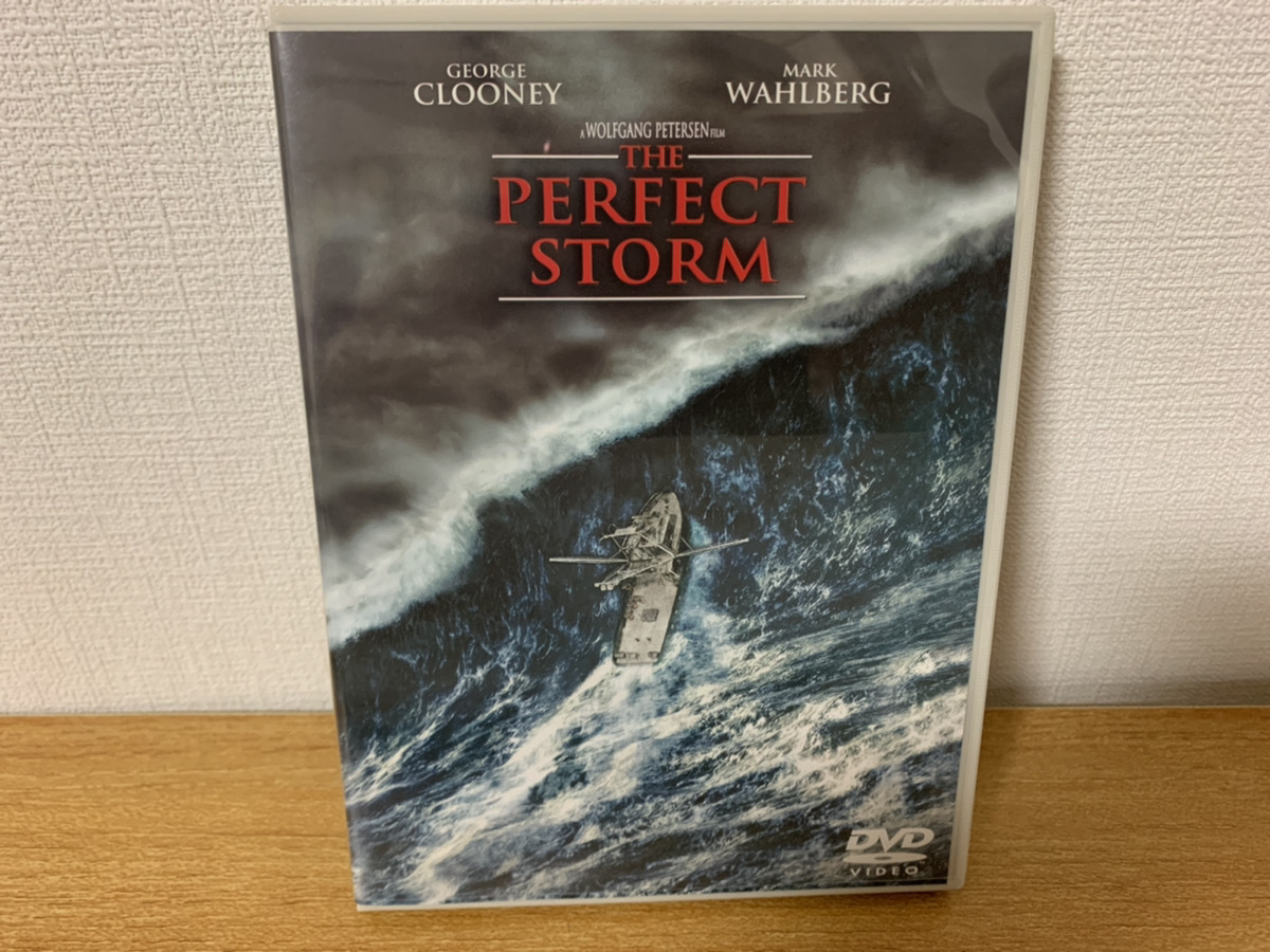 即決　中古美品　DVD パーフェクトストーム　／ジョージ・クルーニー　マーク・ウォールバーグ　100年に一度の大嵐_画像1
