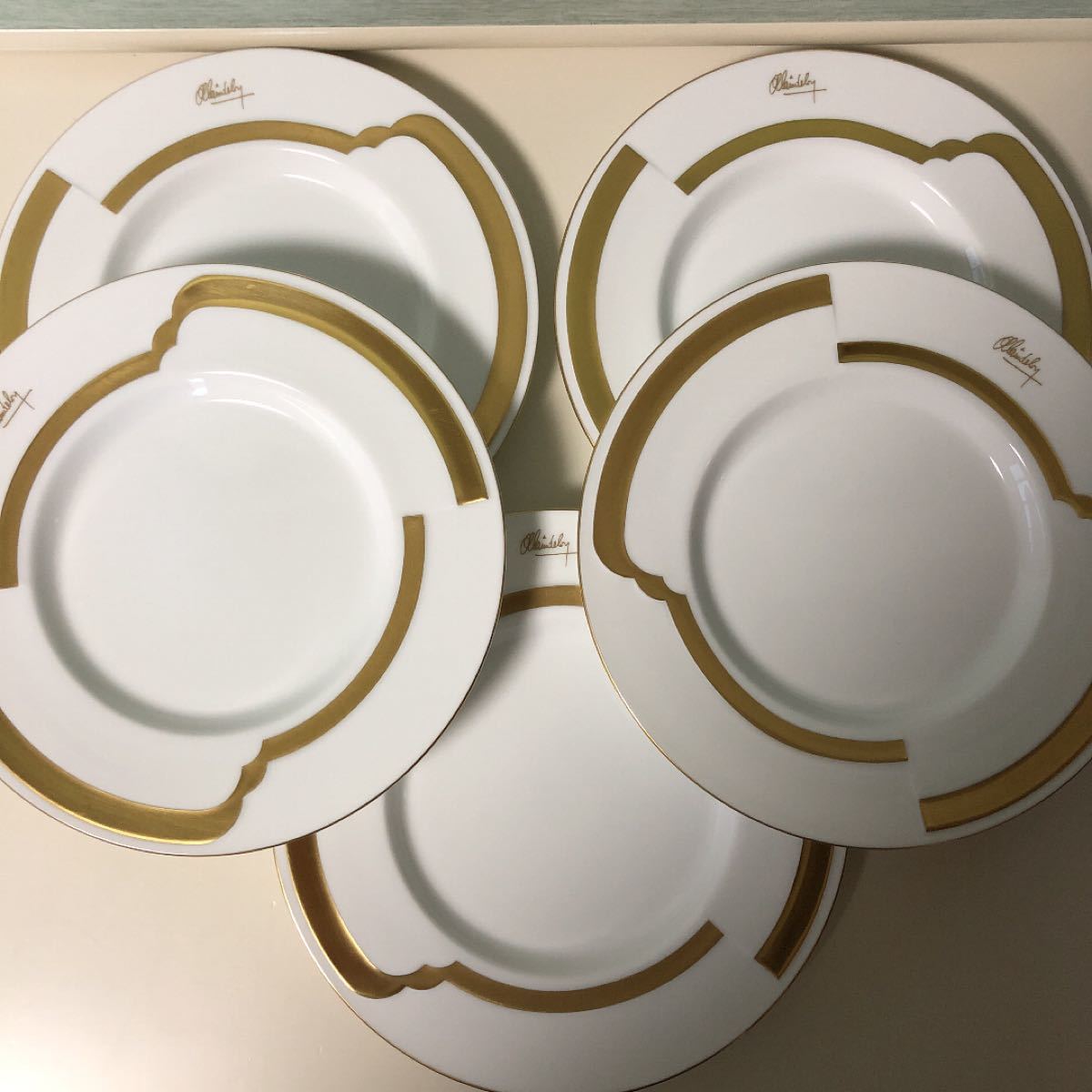 期間限定値引き【未使用】Tamahasi アランドロン 皿 5枚セット 期間限定値引き【未使用】Tamahasi アランドロン 皿 5枚セット