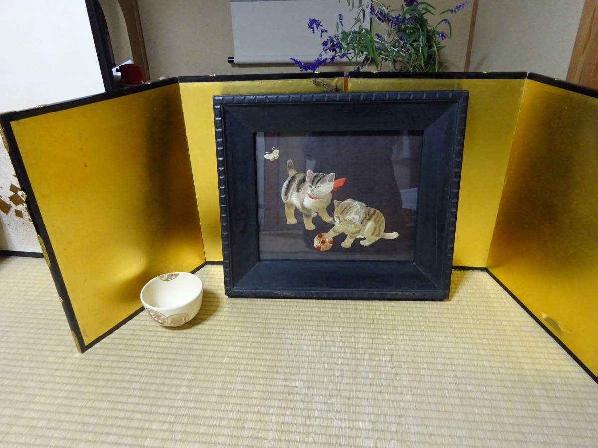 昭和レトロ/手刺繍の可愛い二匹の猫　木額入り_画像1