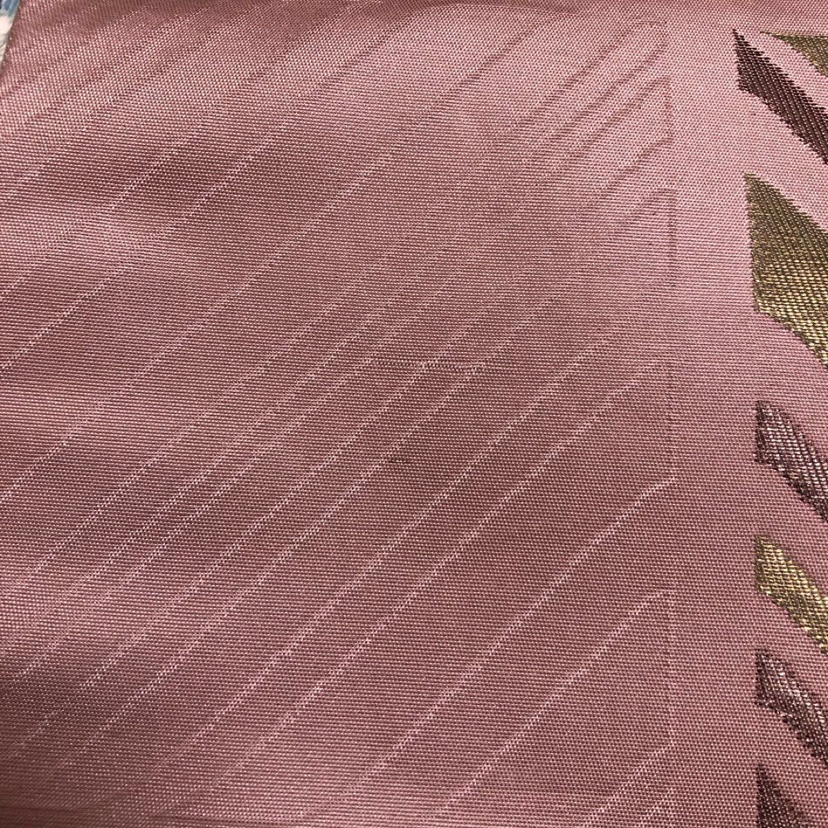 幾何学模様　薄いピンク　帯　名古屋帯
