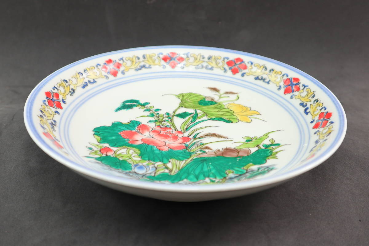 中國 時代物 粉彩蓮花紋飾り皿_画像6
