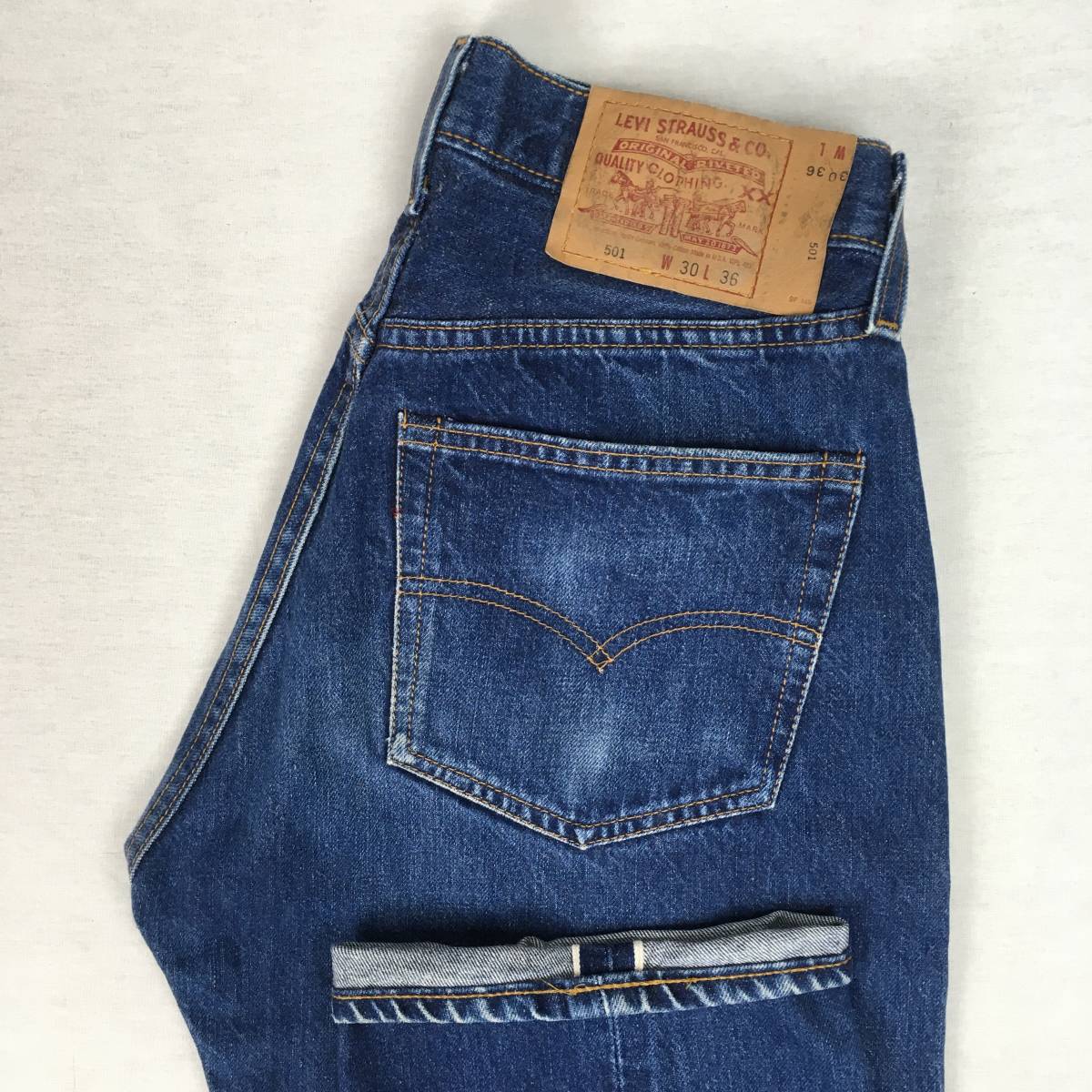 LEVI'S リーバイス 501 BIG'E' バレンシア工場 刻印555 米国製 95年 デニム ジーンズ W30 L36 ボタンフライ セルビッチ_画像1