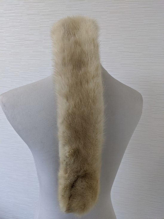 [ free shipping ]A080paro rumen pearl violet ho mo sapphire beige cream mink fur muffler Thai tippet 